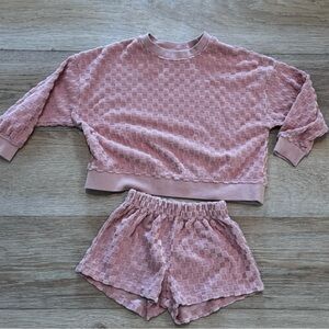 Rylee + Cru Checkered Sweat outfit GUC